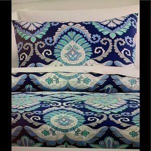 Deco madallion duvet cover and sham
